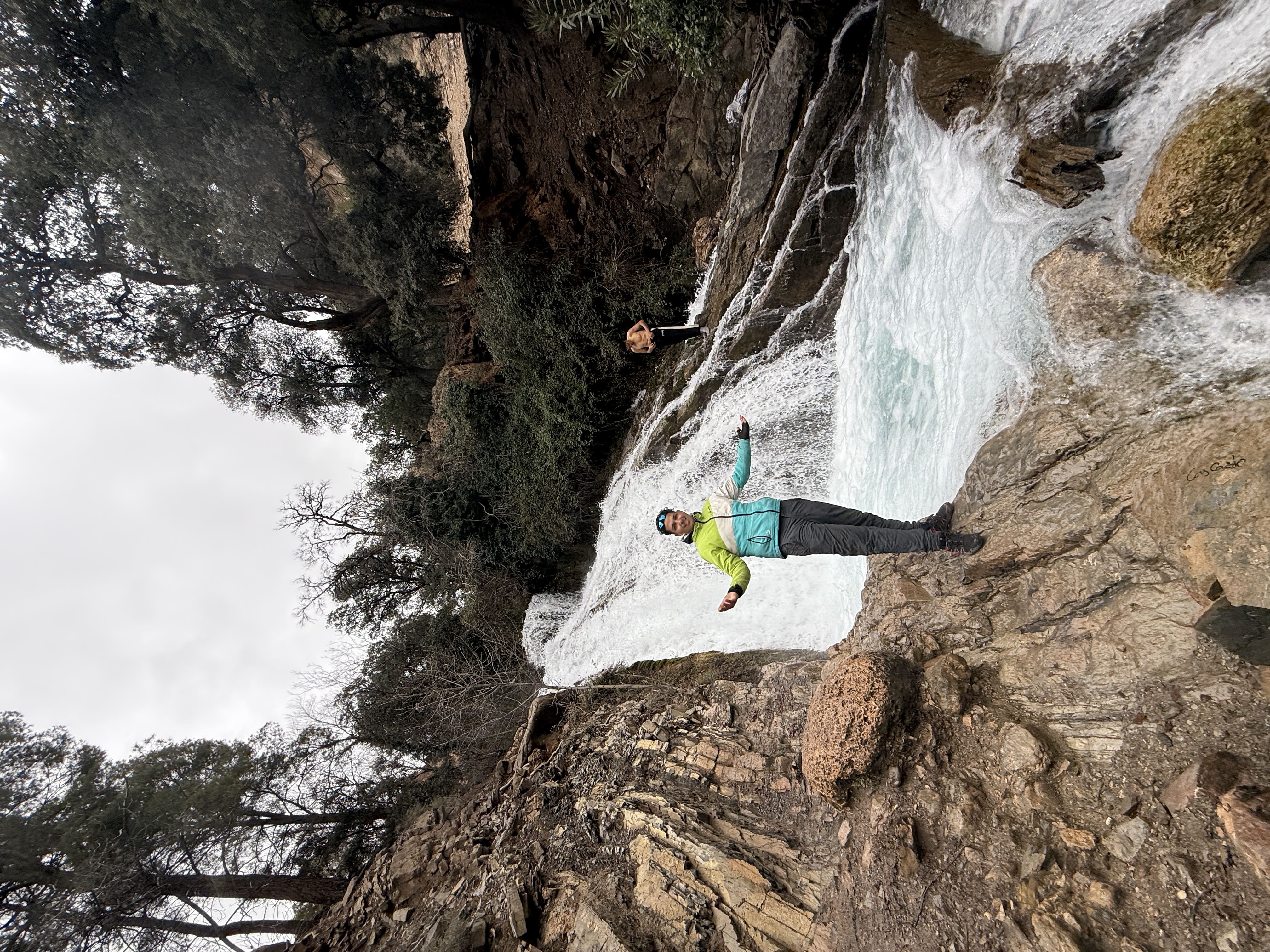 Cascades Wakoudene dans la région d'Imsfrane