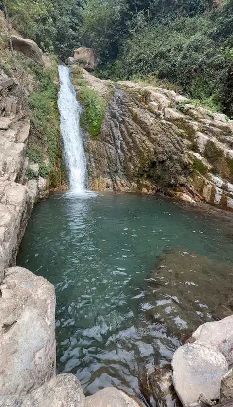 Wakoudene waterfalls